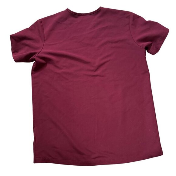 Figs Men's Leon Three-Pocket Scrub Top color burgundy size Small FM1500 - Picture 4 of 4